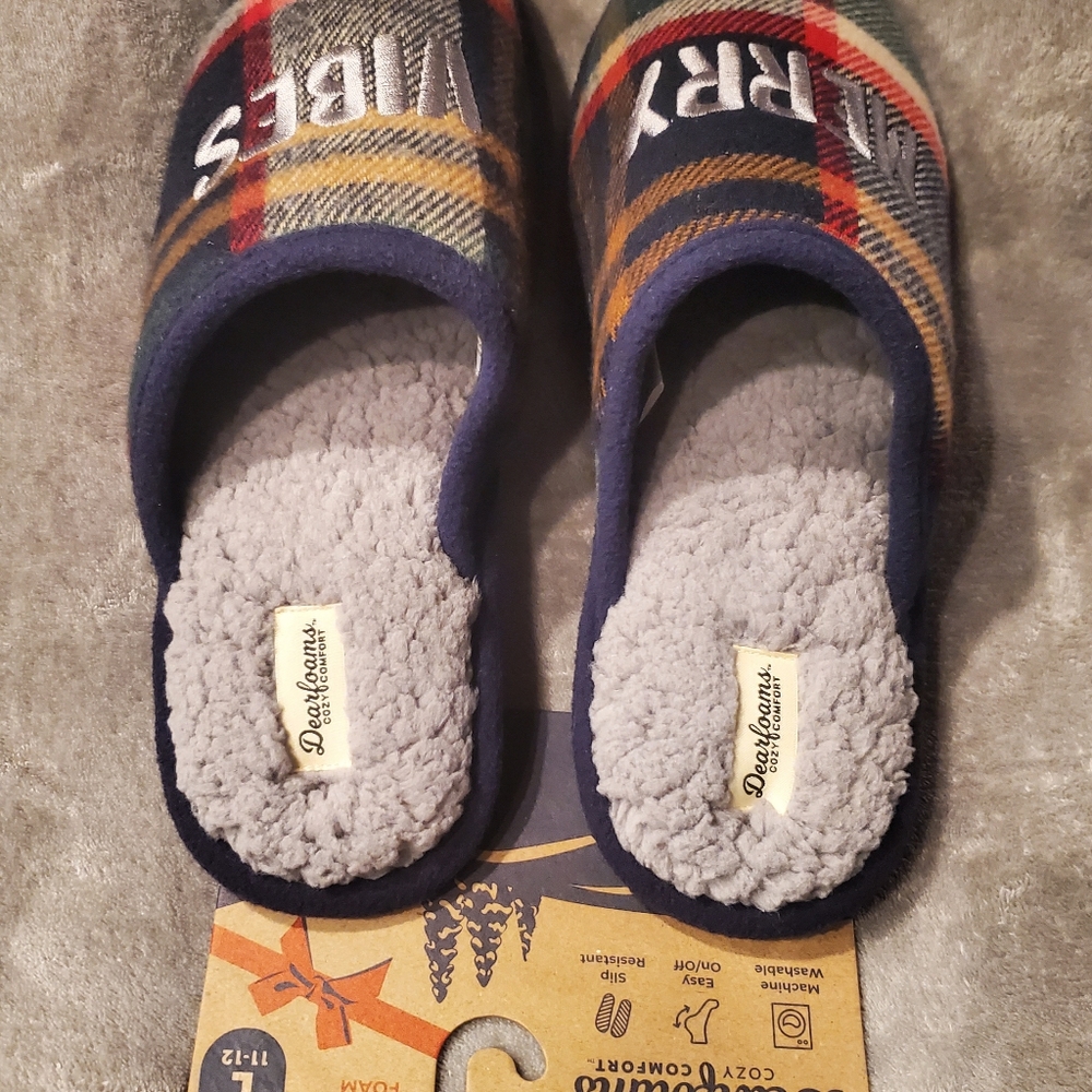 Dearfoams Cozy Comfort Men's Novelty Scuff Slippers (L / 11-12) - Picture 2 of 10